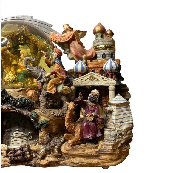 Grandeur Noel 2003 Collector's Edition Musical Animated Waterglobe With Box - Picture 4 of 6